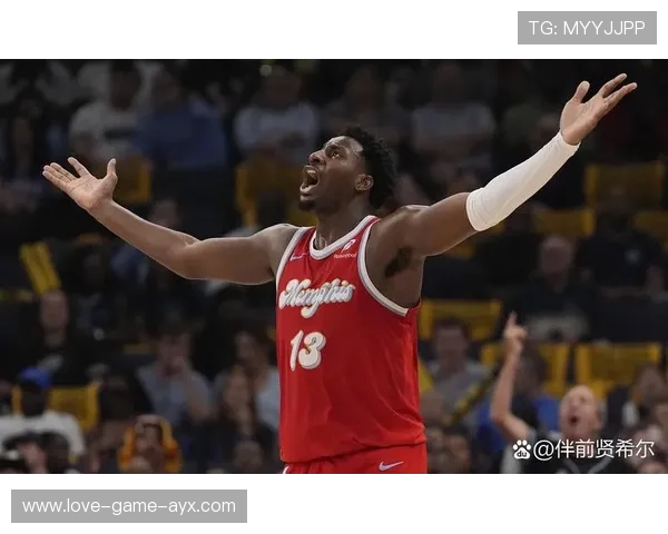 小贾伦·杰克逊完成封盖反击，灰熊连续快攻成功