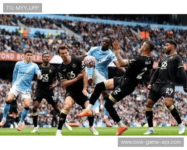 曼城后场出球精准掌控主动权