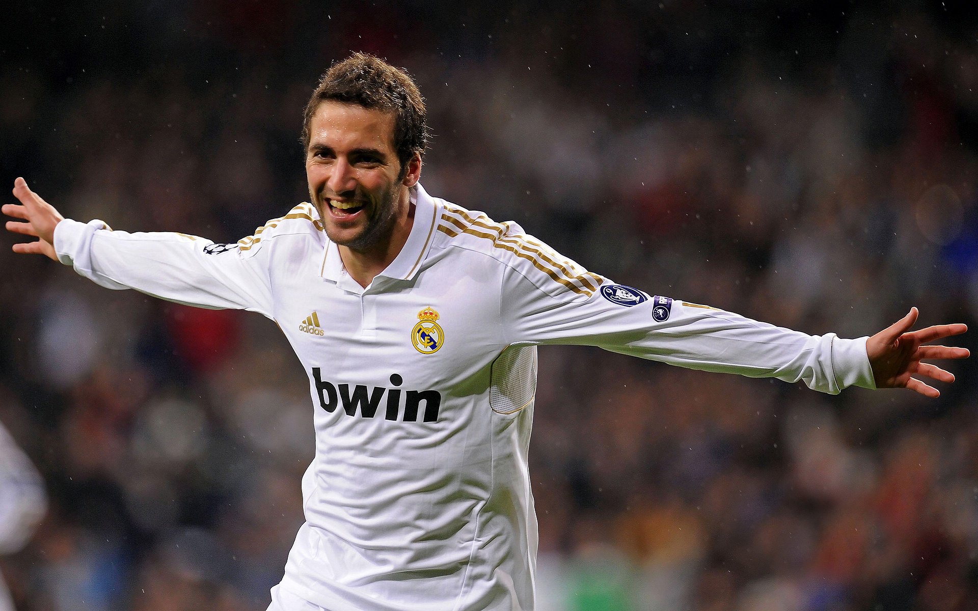 JDG全队通过“身体功能筛查”统一报告